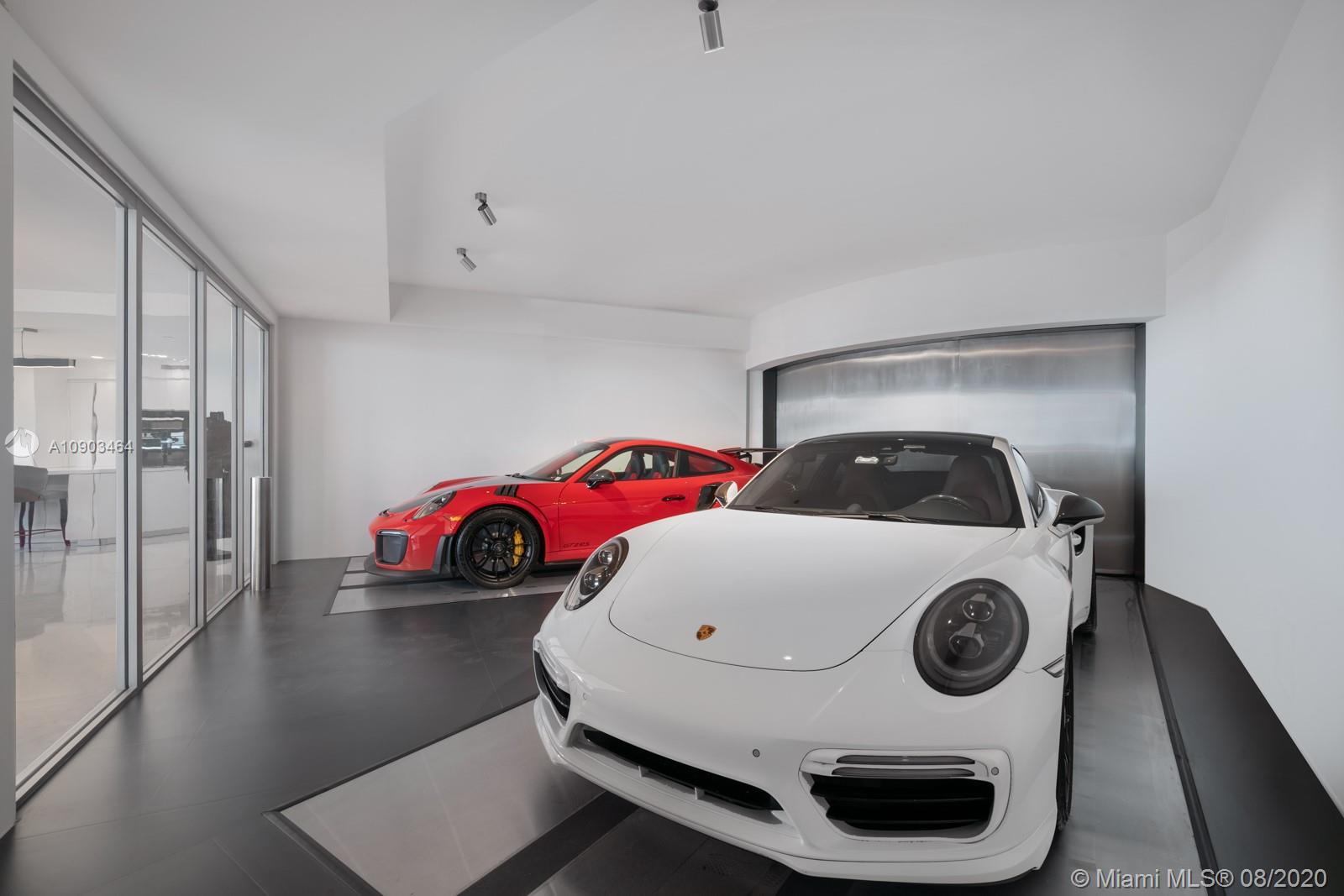 18555 COLLINS AVENUE COND - Residential