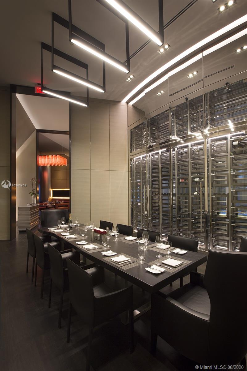 18555 COLLINS AVENUE COND - Residential