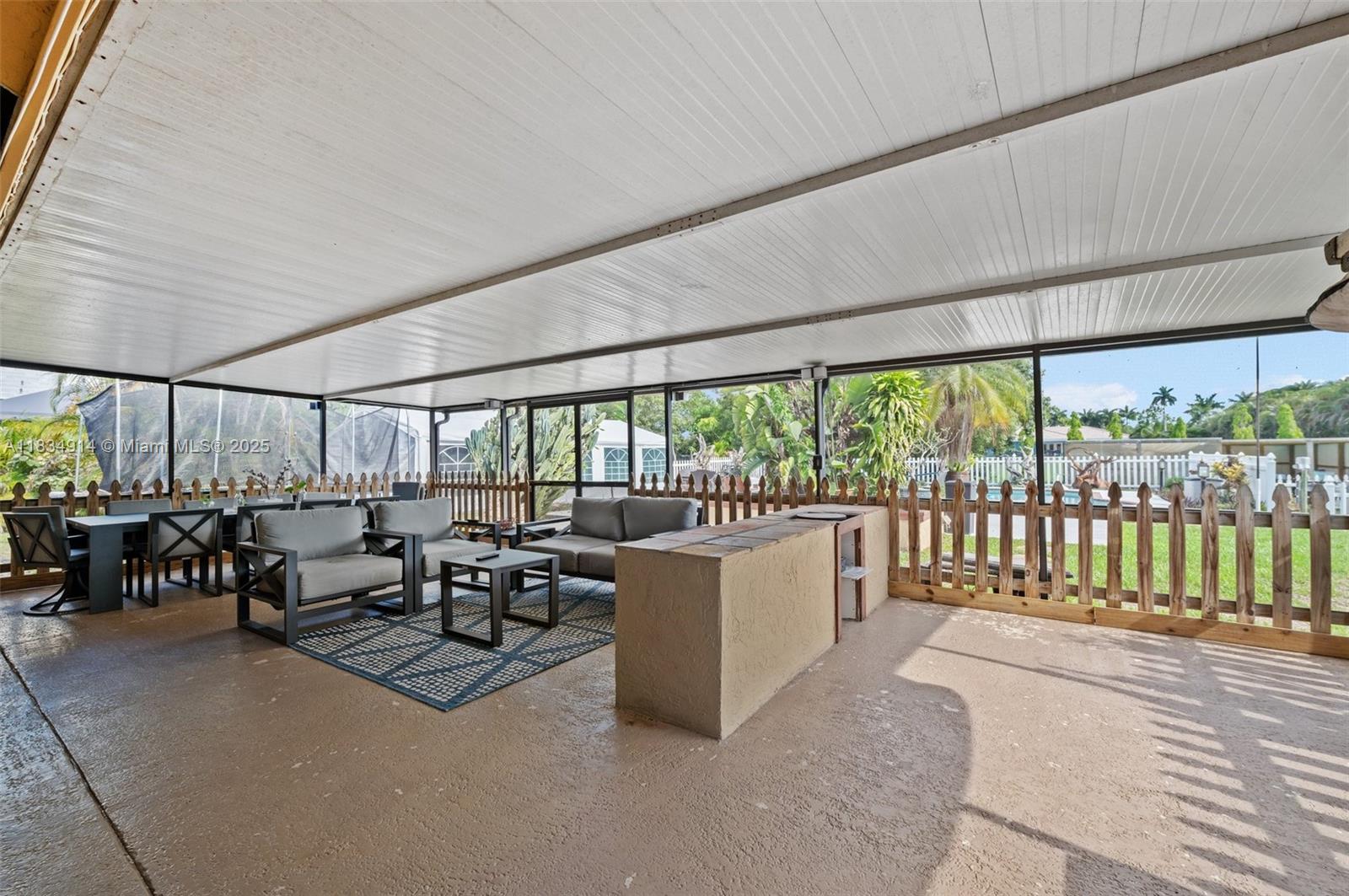 FLA FRUIT LANDS CO - Residential