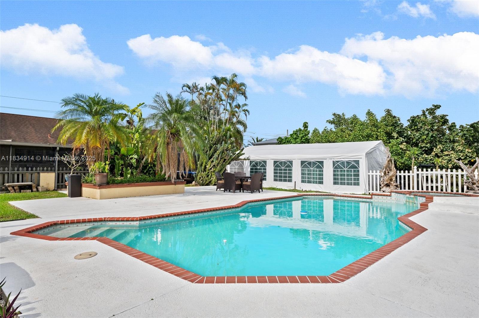 FLA FRUIT LANDS CO - Residential