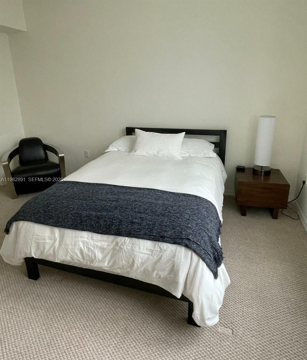 THE PLAZA 851 BRICKELL CO - Residential