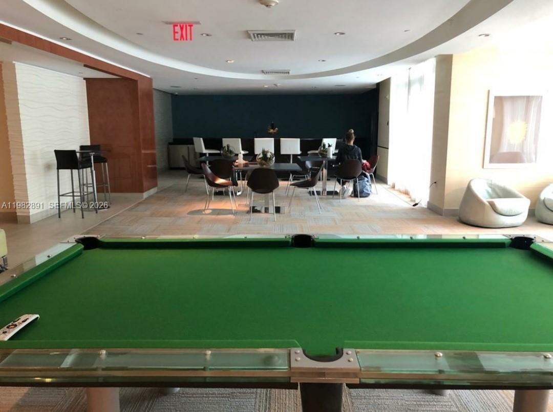 THE PLAZA 851 BRICKELL CO - Residential