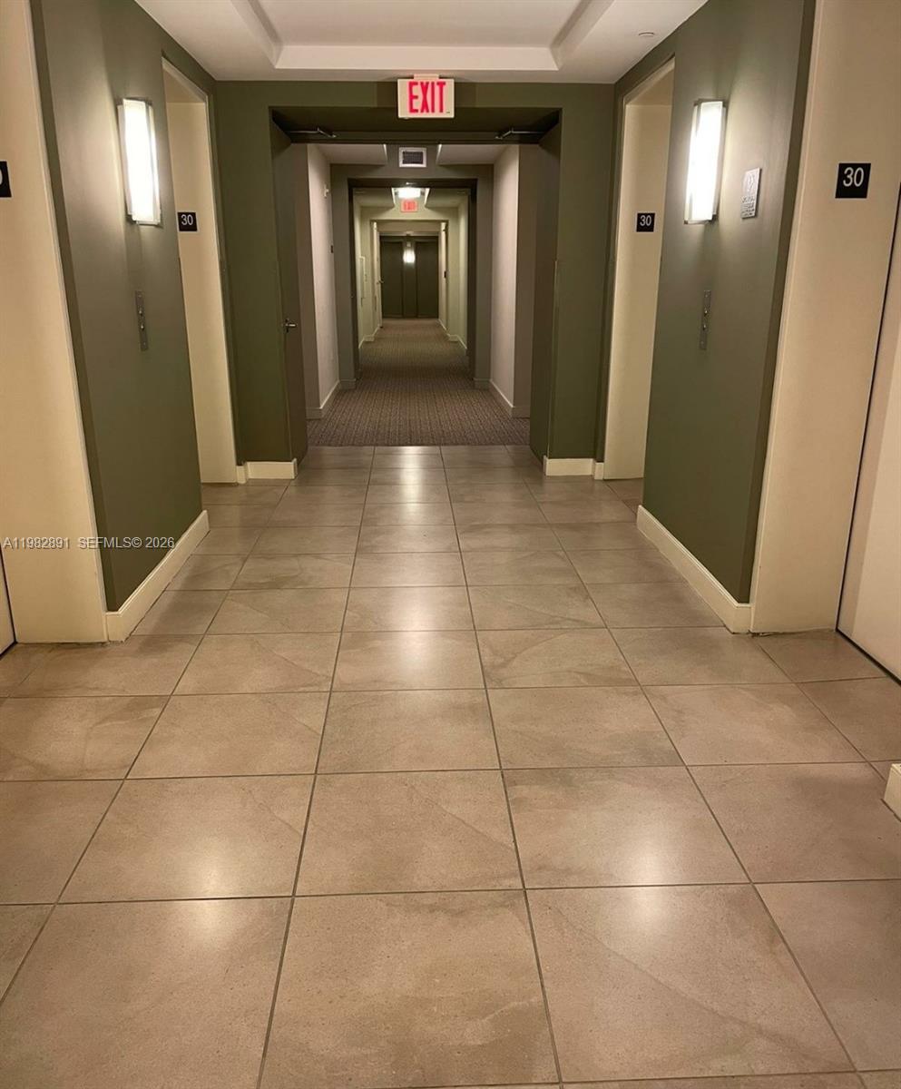 THE PLAZA 851 BRICKELL CO - Residential