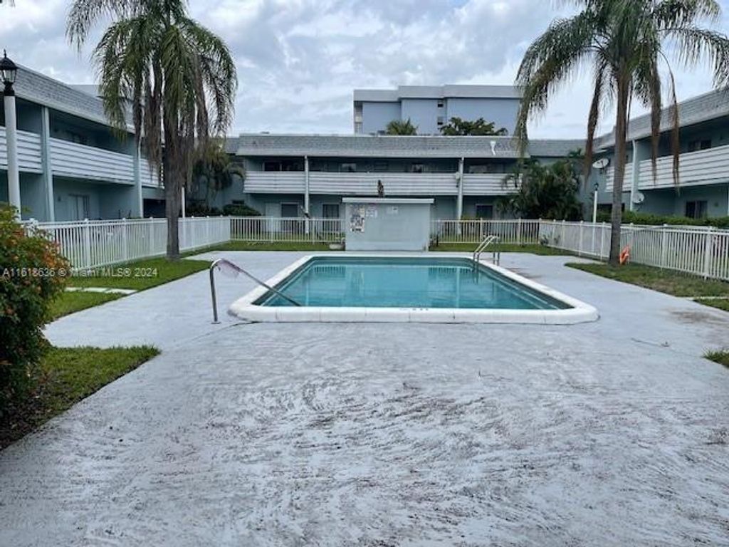 Photo of 4251 NW 5th St #112, Plantation, FL 33317 (MLS # A11618636)