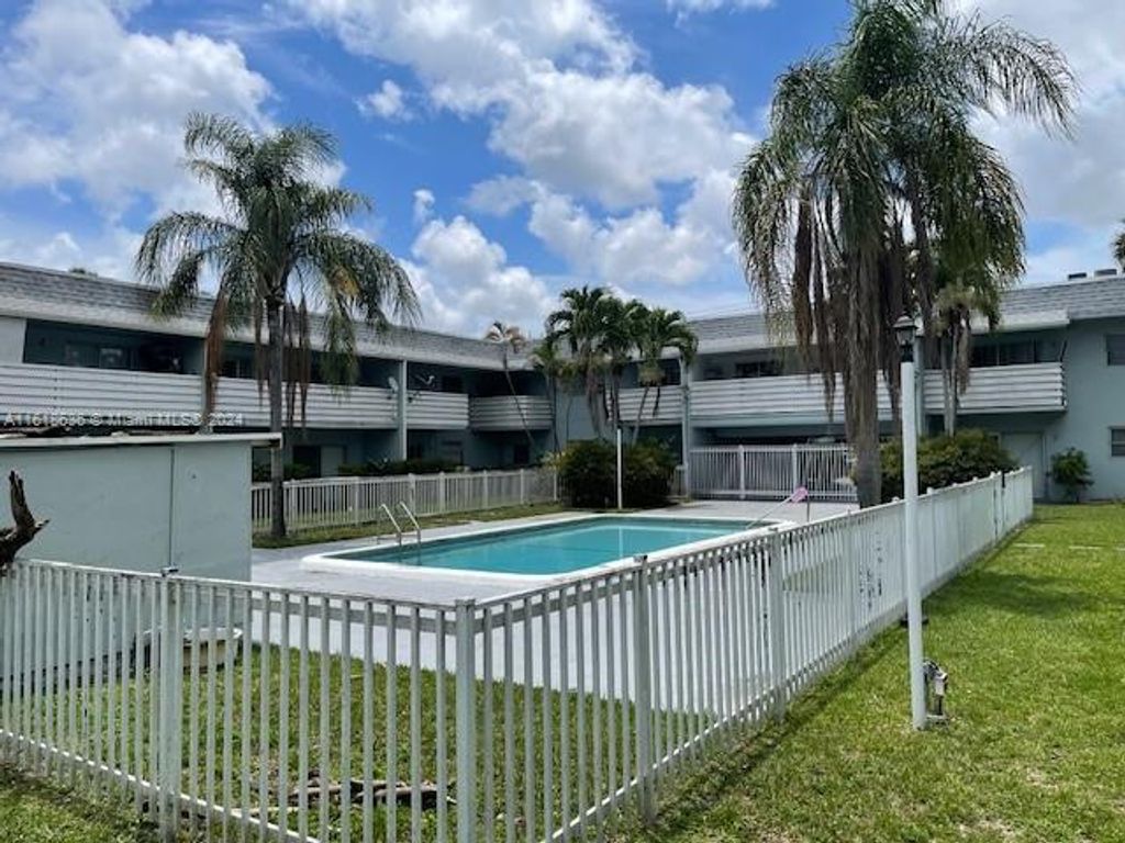 Photo of 4251 NW 5th St #112, Plantation, FL 33317 (MLS # A11618636)