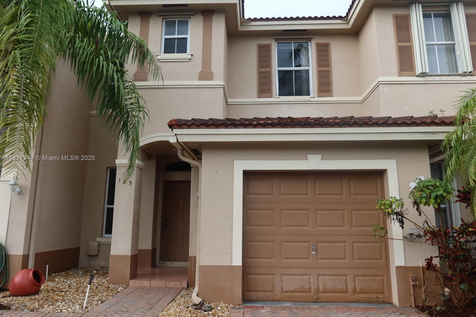 Beautiful 3bedroom/2.5bath townhouse in very good condition. Freshly painted. New vinyl floors through outsecond floor and stairs. Master bathroom completely redonde, california closet in master bedroom. Unit has one of the largest backyard in the neighborhood. Community features pool and children play area. Very well located, walking distance to shopping areas, restaurants, parks, and banks.
Show with confidence!