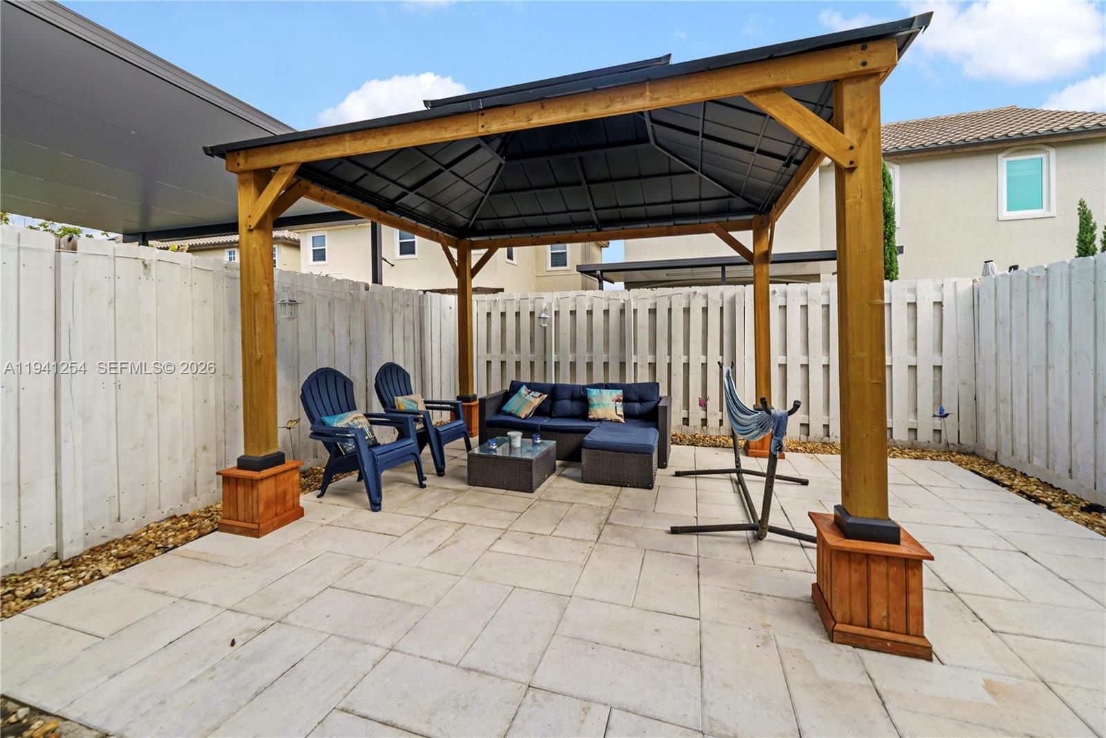 SILVER PALM RESIDENTIAL H - Residential