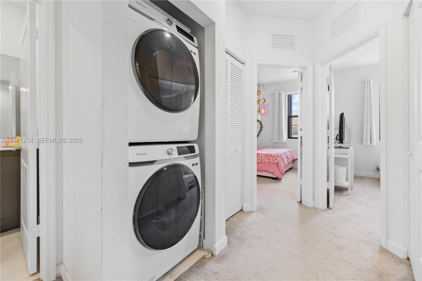 SILVER PALM RESIDENTIAL H - Residential