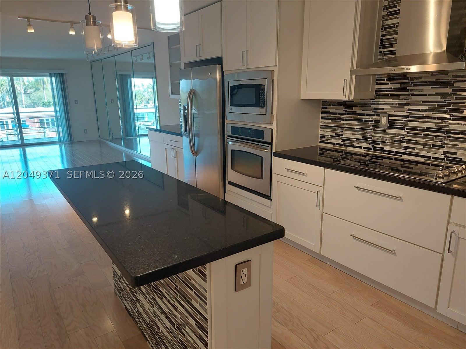 Undisclosed Address #A12049371, Fort Lauderdale FL 33316