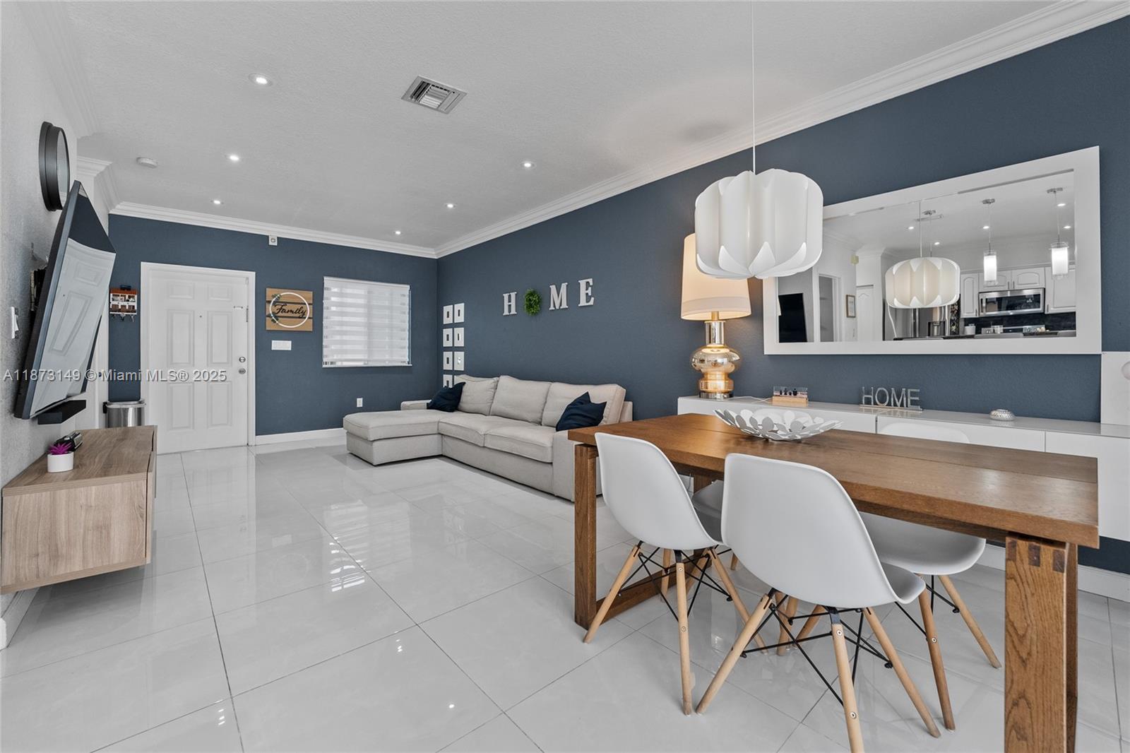 SANTA BARBARA - Residential