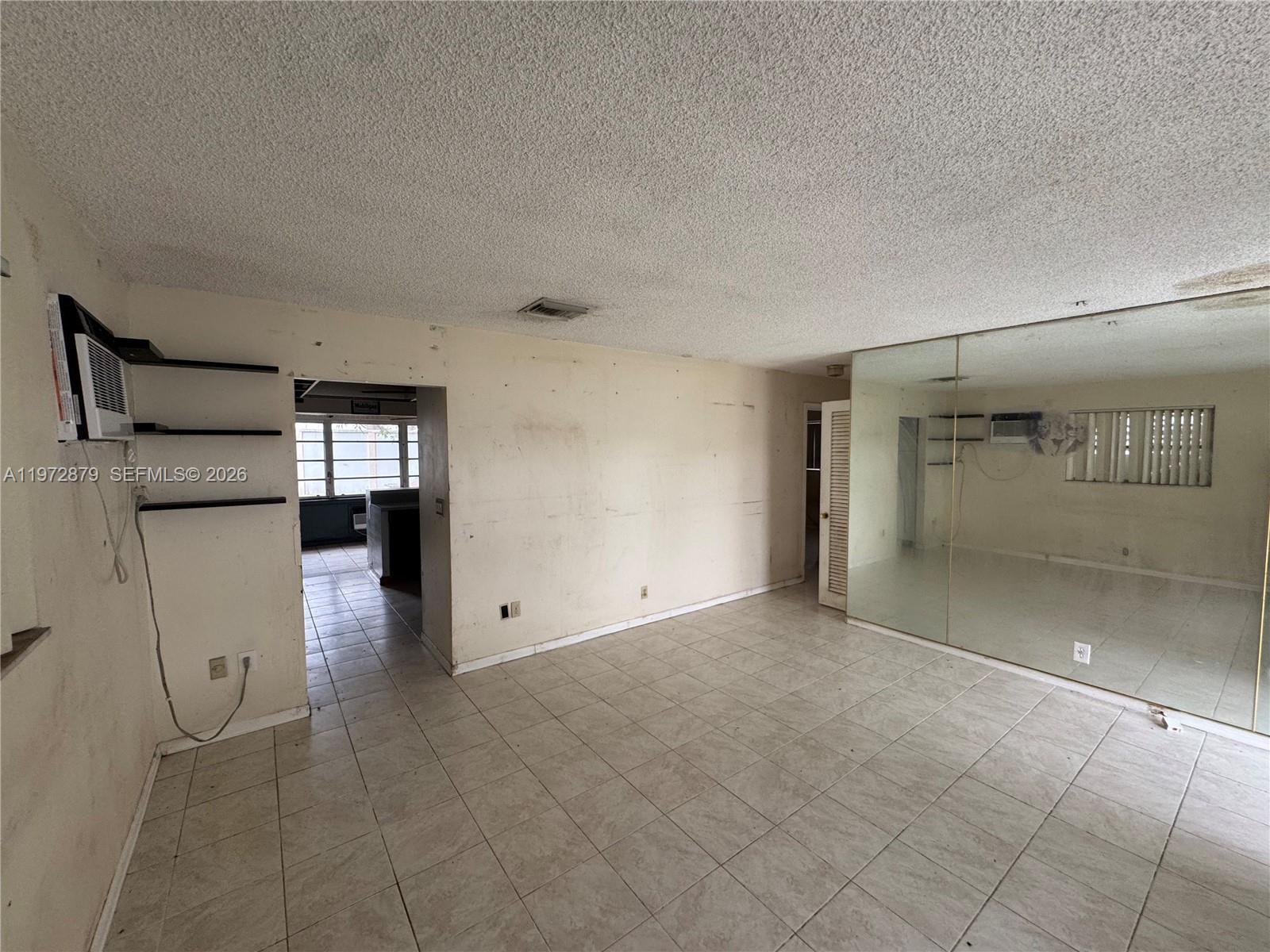 TAMARAC LAKES NORTH 3RD S - Residential