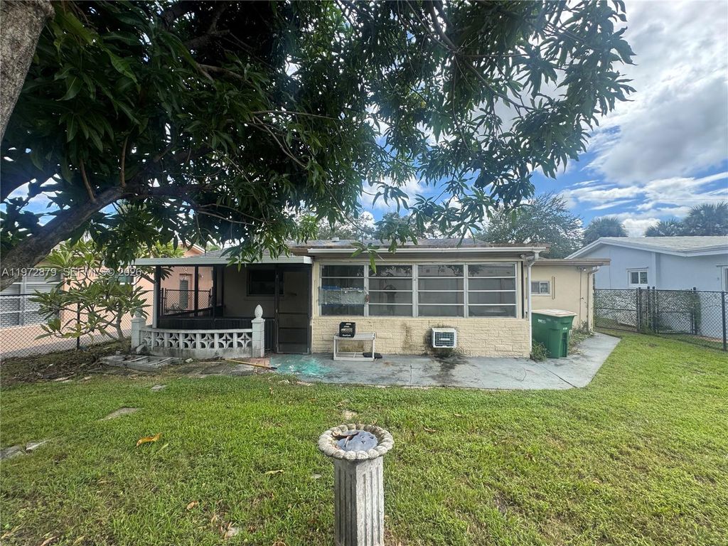 Photo of 2605 NW 55th St, Tamarac, FL 33309 (MLS # A11972879)