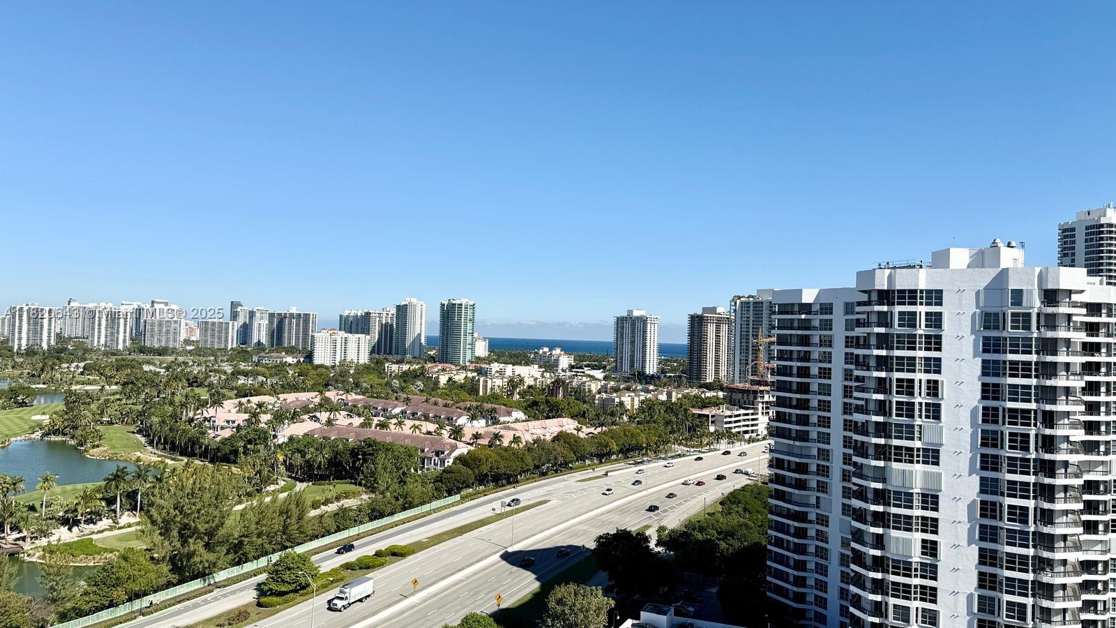 PARC CENTRAL AVENTURA EAS - Residential Lease
