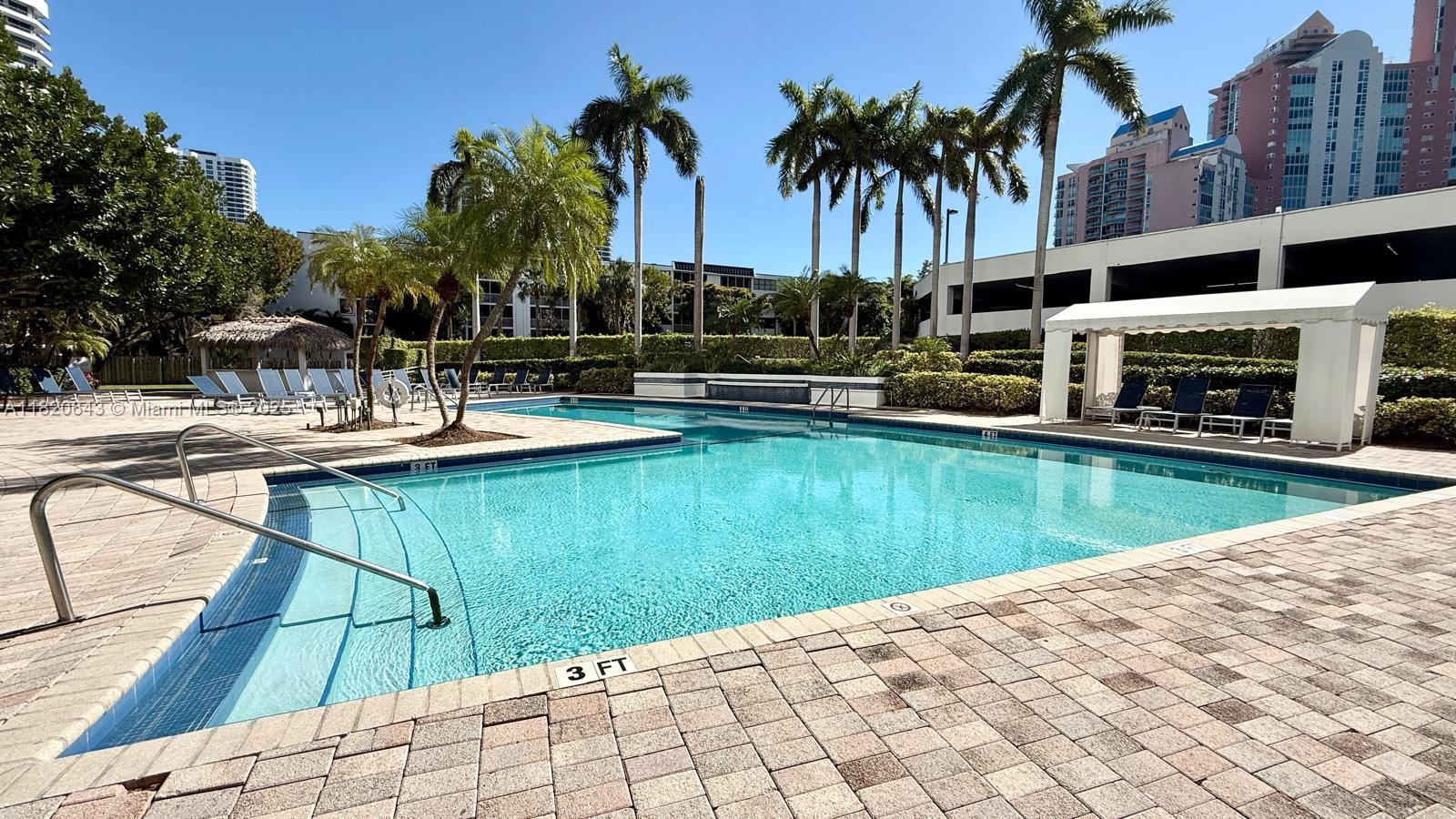 PARC CENTRAL AVENTURA EAS - Residential Lease
