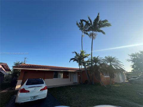 8511 NW 11th St Pembroke Pines FL 33024