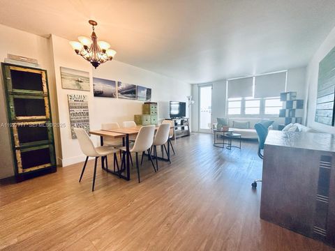 100 Lincoln Rd 922 Miami Beach FL 33139