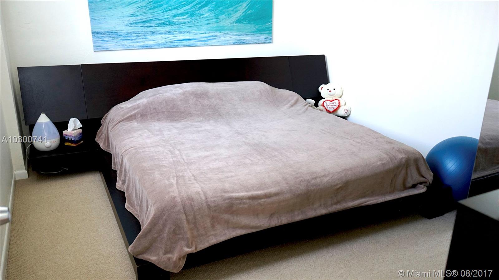 OCEAN RESERVE CONDO - Residential Lease