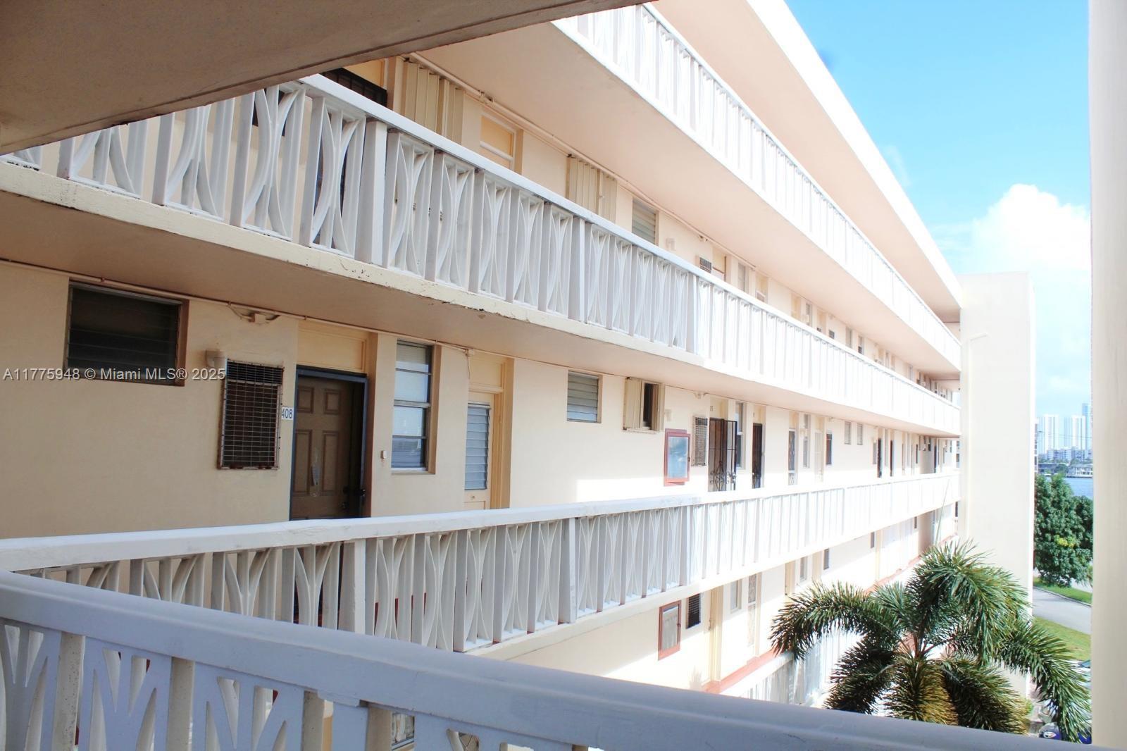 POINT EAST SEC III CONDO - Residential