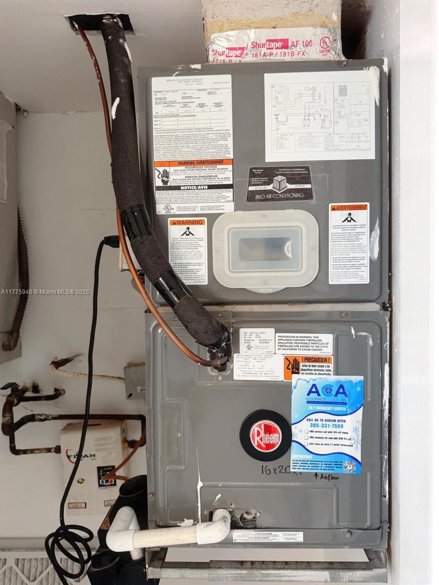 POINT EAST SEC III CONDO - Residential