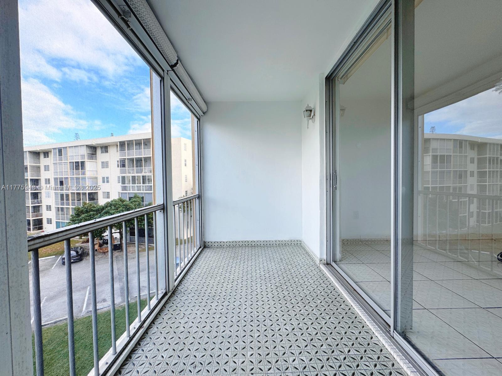 POINT EAST SEC III CONDO - Residential