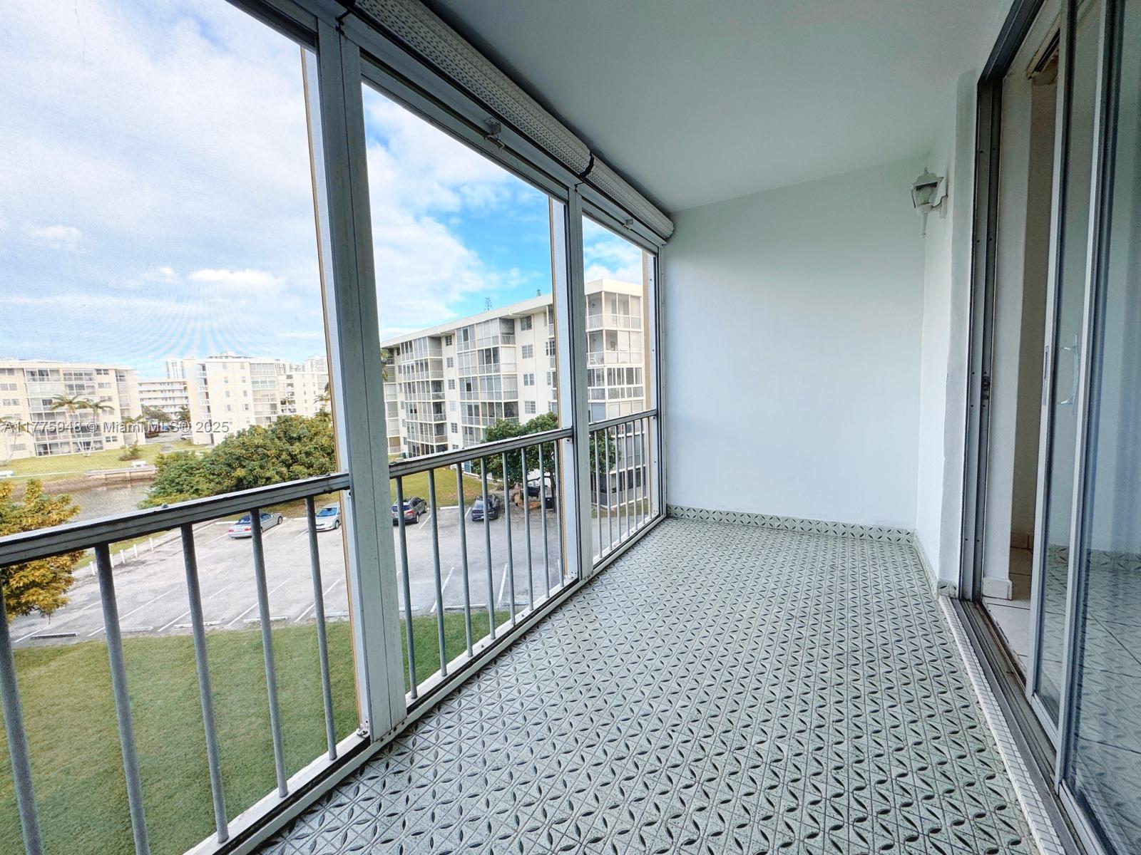 POINT EAST SEC III CONDO - Residential