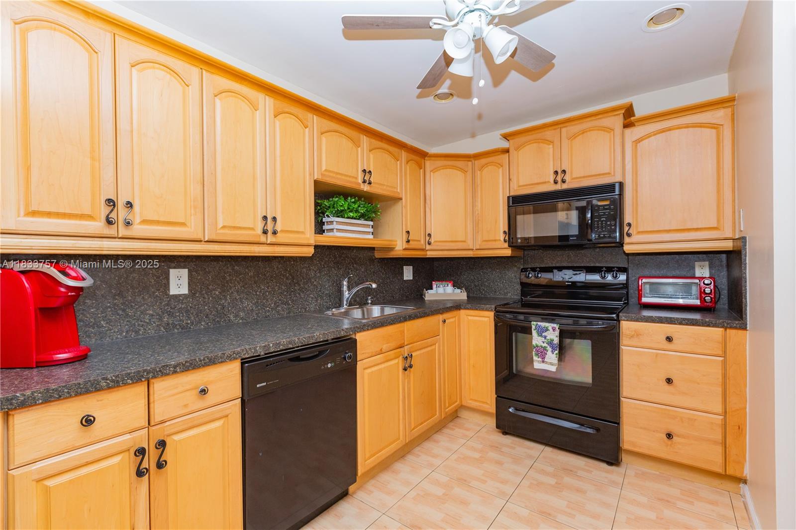 1055 NW 83rd Ave C47
