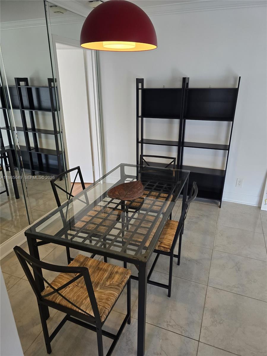 PLAZA OF AMERICAS CONDO P - Residential Lease