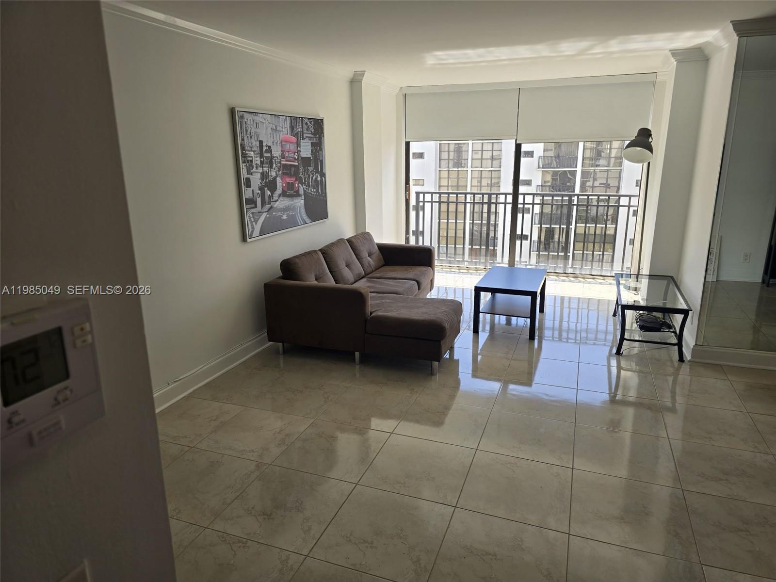 PLAZA OF AMERICAS CONDO P - Residential Lease