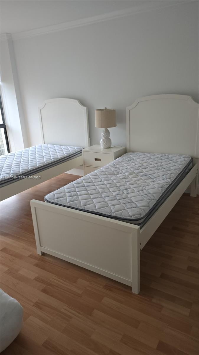 PLAZA OF AMERICAS CONDO P - Residential Lease