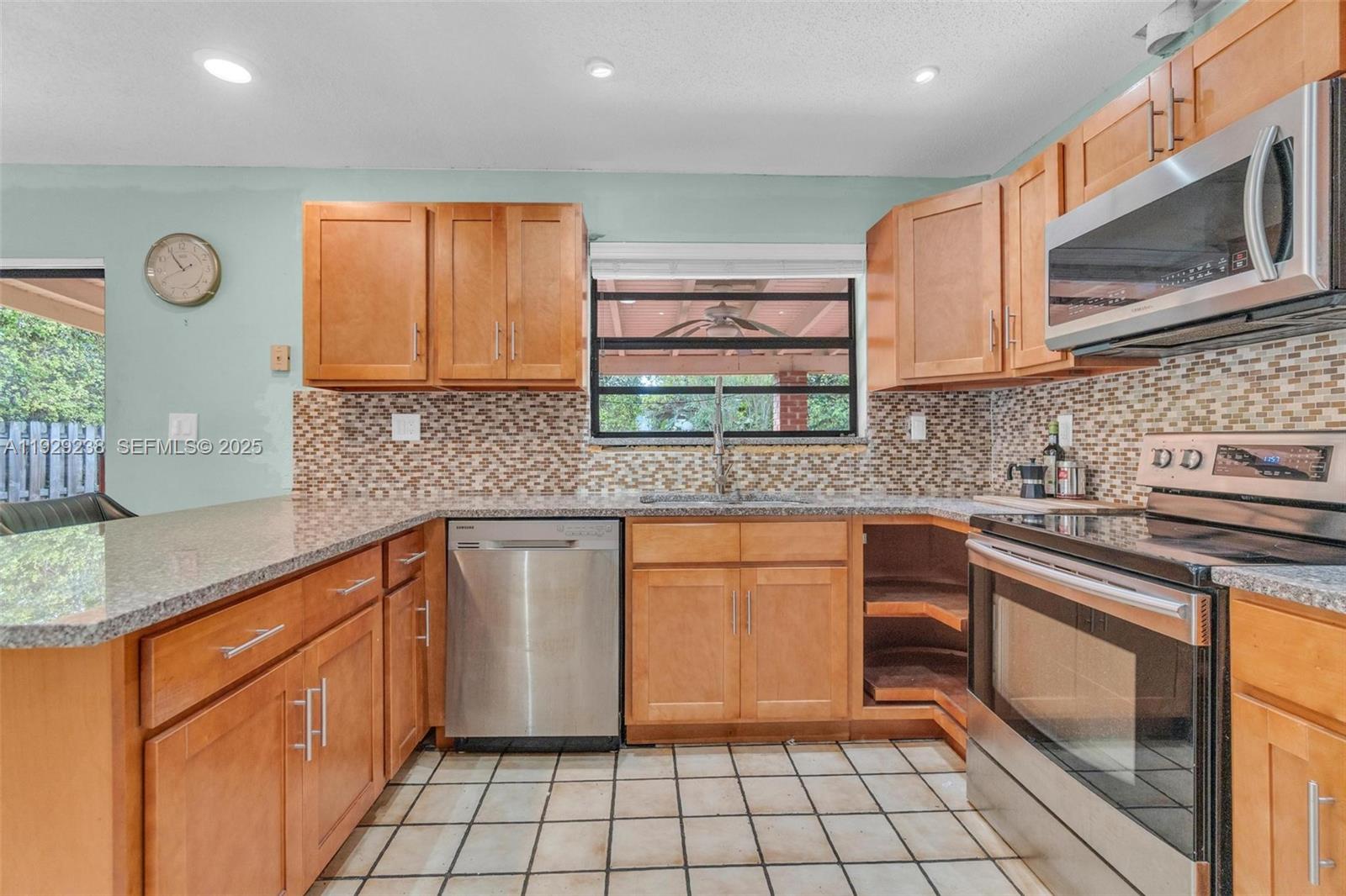 SUPERIOR HOMES SEC 1 - Residential