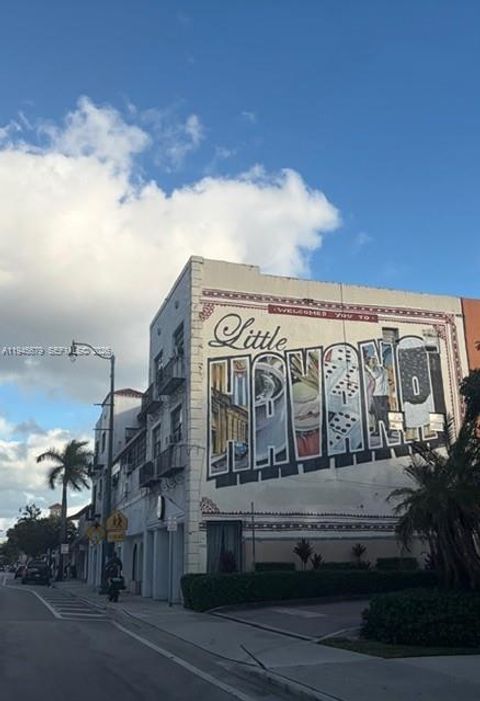 2614 SW 8th St Miami FL 33135