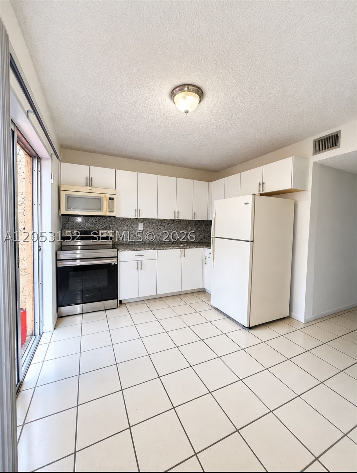 8261 NW 5th Terr 329