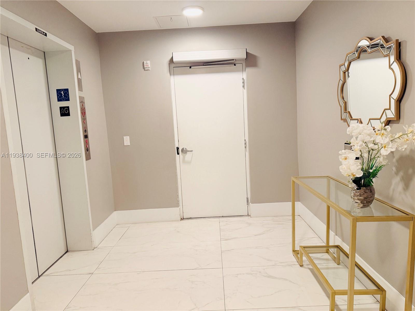 ISLANDS AT DORAL 1ST ADDI - Residential