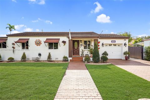 Photo of 7256 SW 16th St, Miami, FL 33155 (MLS # A11941365)