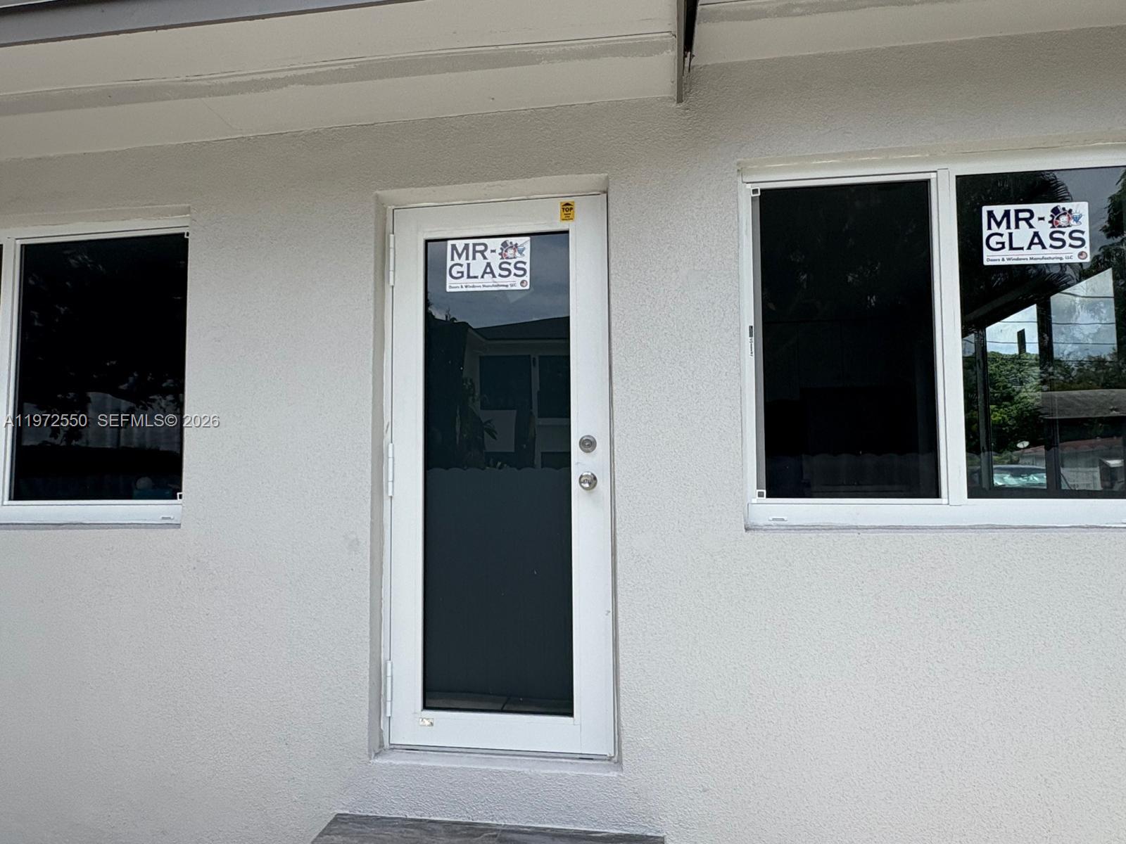 SEMINOLE LAWNS - Residential Lease