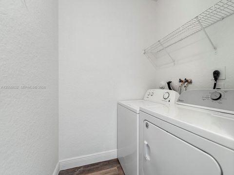 Tiny photo for 1464 SE 26th Ave, Homestead, FL 33035 (MLS # A12006632)