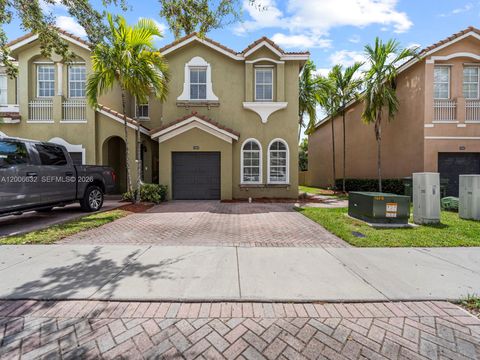 Photo of 1464 SE 26th Ave, Homestead, FL 33035 (MLS # A12006632)