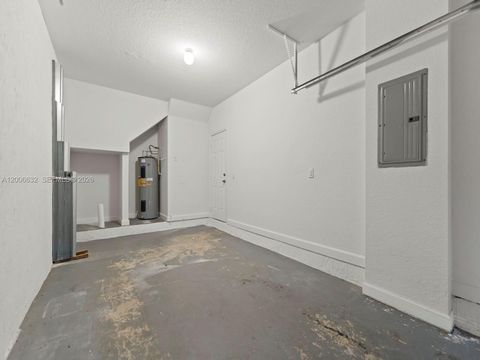 Tiny photo for 1464 SE 26th Ave, Homestead, FL 33035 (MLS # A12006632)