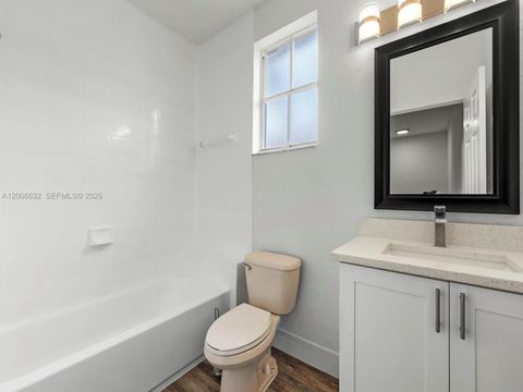 Tiny photo for 1464 SE 26th Ave, Homestead, FL 33035 (MLS # A12006632)