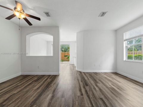 Tiny photo for 1464 SE 26th Ave, Homestead, FL 33035 (MLS # A12006632)