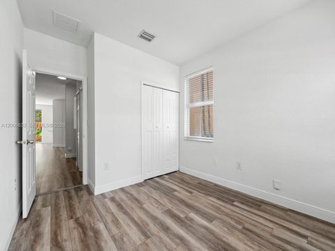 Tiny photo for 1464 SE 26th Ave, Homestead, FL 33035 (MLS # A12006632)