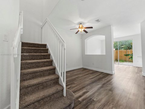 Tiny photo for 1464 SE 26th Ave, Homestead, FL 33035 (MLS # A12006632)