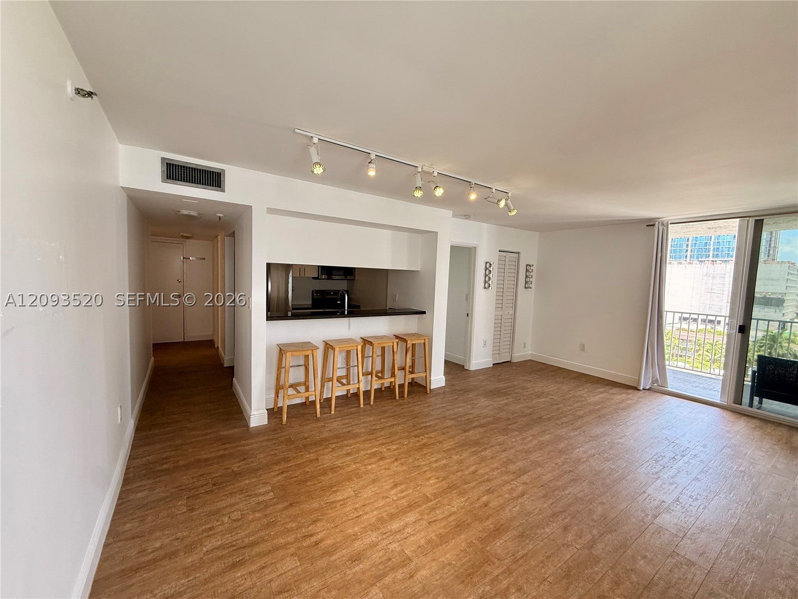 800 N Miami Ave E-1008