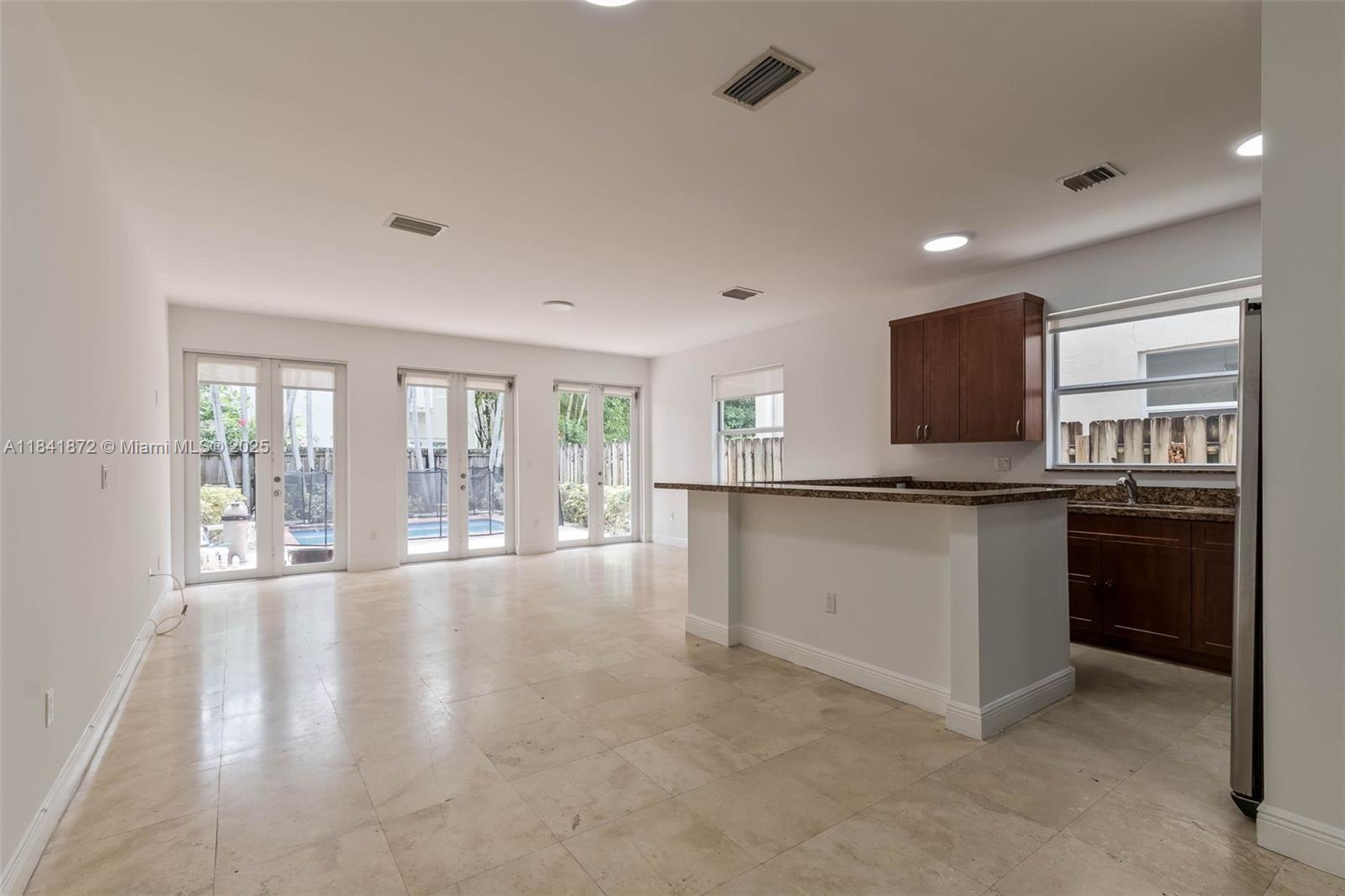 3133 Hibiscus St 3133