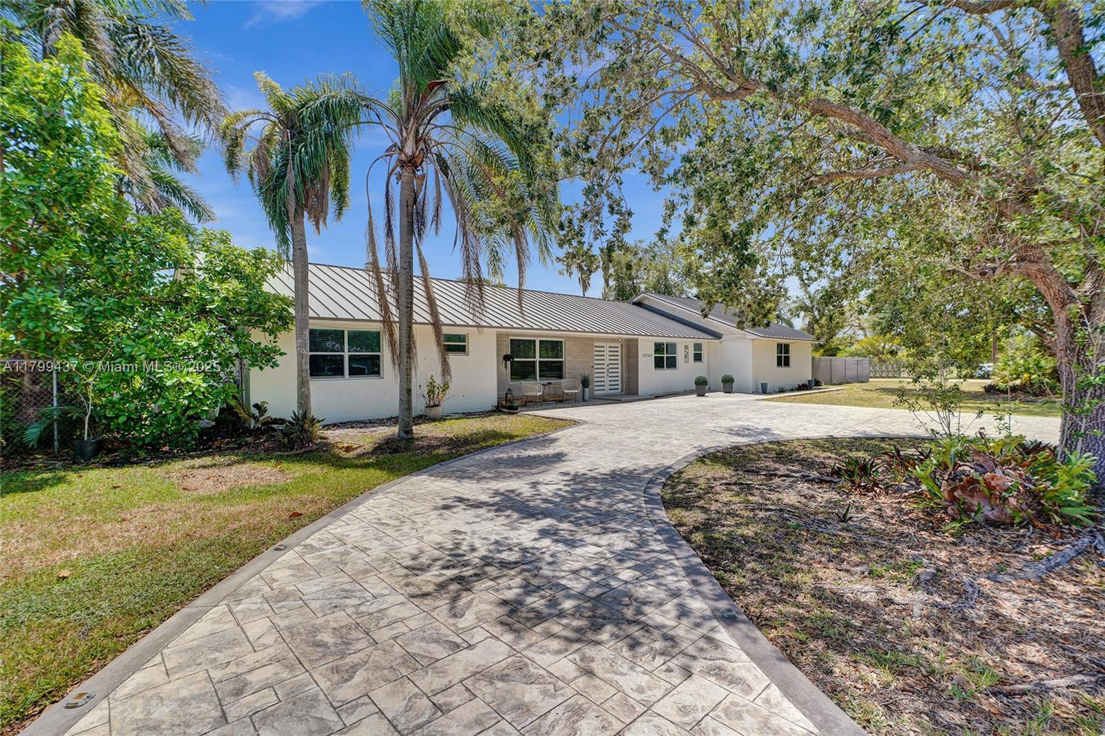 16760 SW 296th St