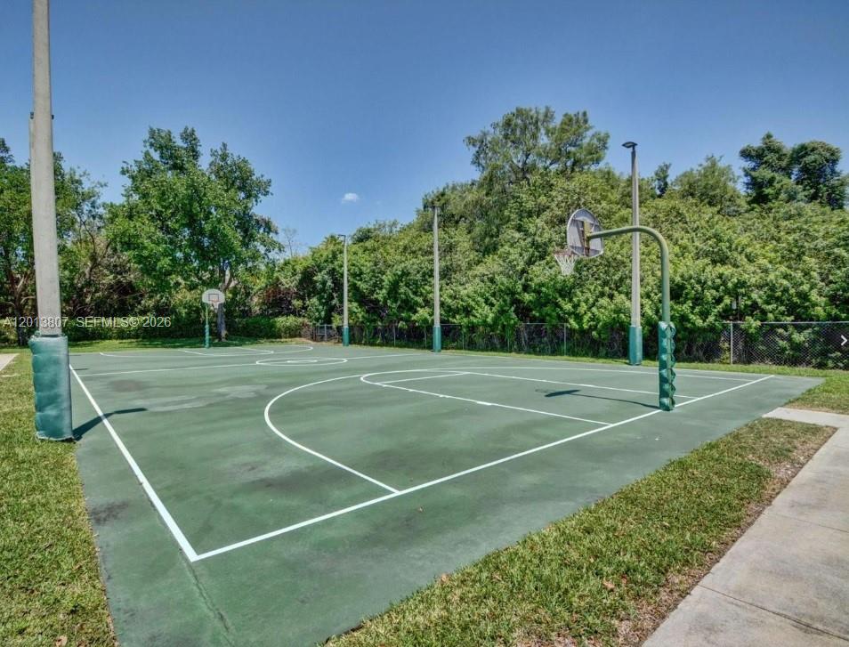 POND APPLE PLACE IV-C CON - Residential
