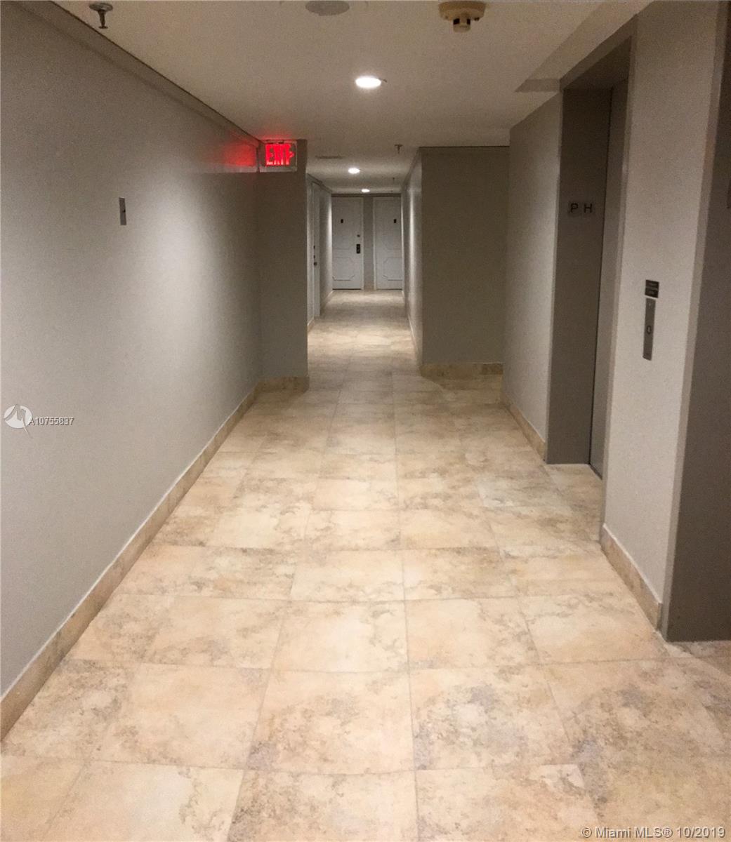 THE GEORGIAN CONDO - Residential Lease