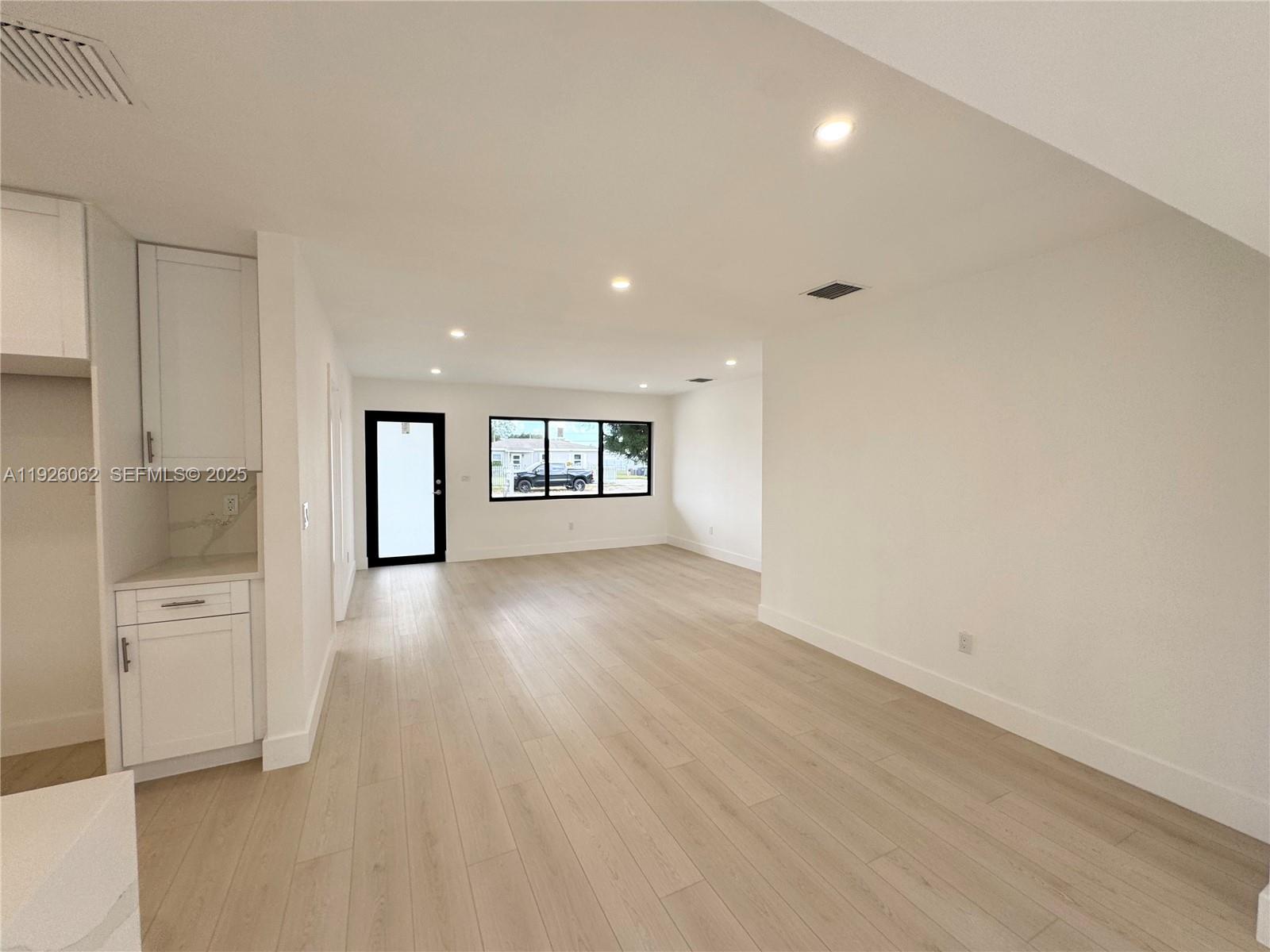 SCOTT ESTS SEC 2 - Residential Lease