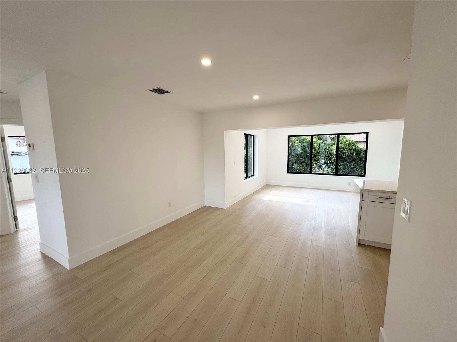 SCOTT ESTS SEC 2 - Residential Lease