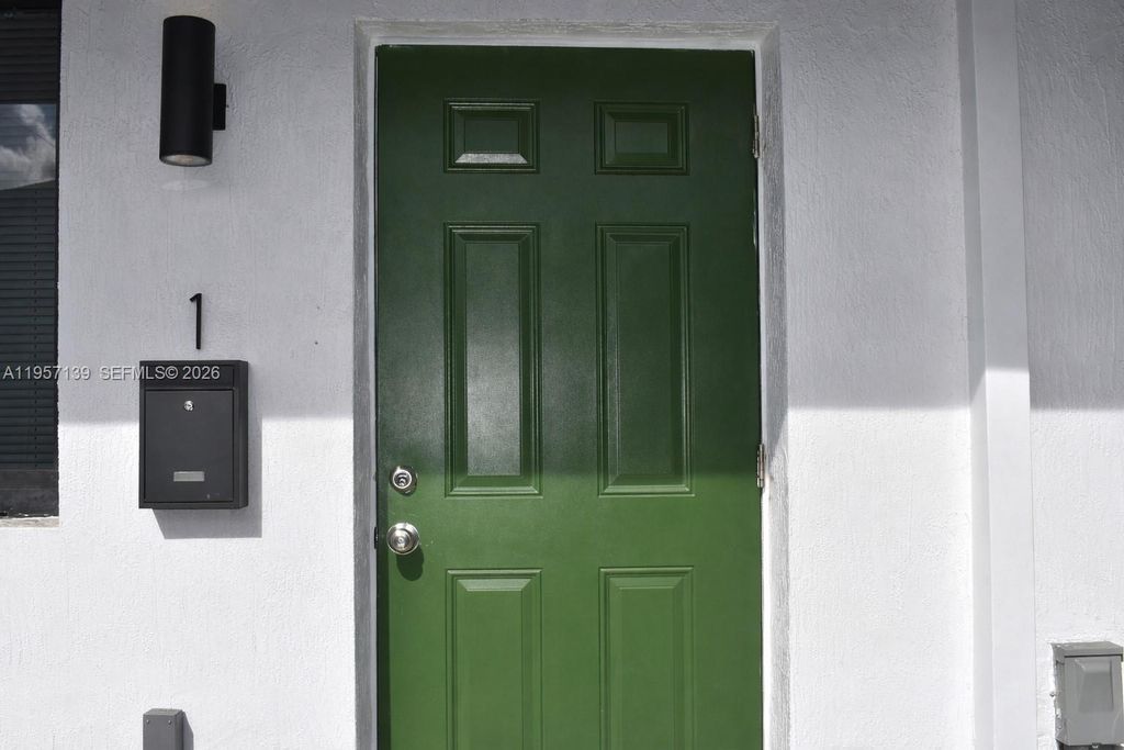 Photo of 900 NW 8th Ave #1, Pompano Beach, FL 33060 (MLS # A11957139)